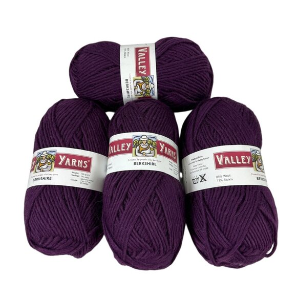 Valley Yarn Berkshire Lot of 4 Skeins Red Purple Wool & Alpaca Made in Peru - Picture 1 of 6